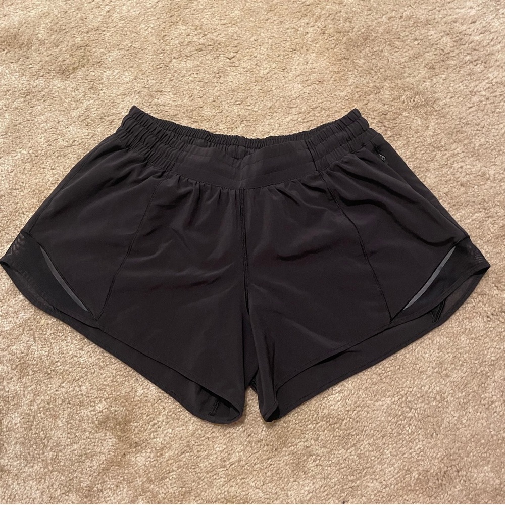 Lululemon Black Hotty Hot 4in
